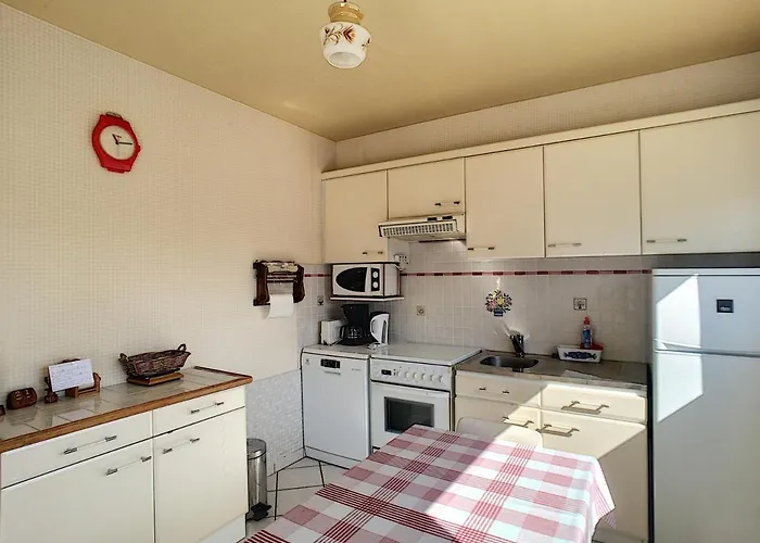 A 100m De La Avec Jardin, Terrasse, Et Proche Commerces - Fr-1-361-95 Дом отдыха *